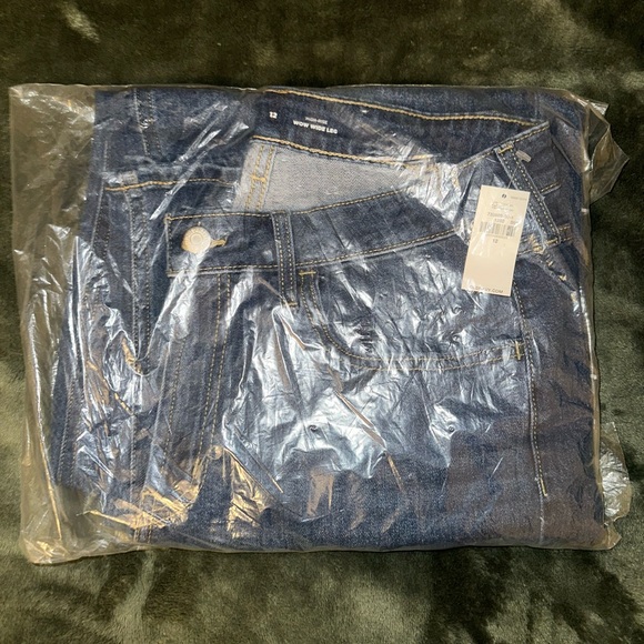 High Waisted Wide Leg Jeans - Picture 3 of 4